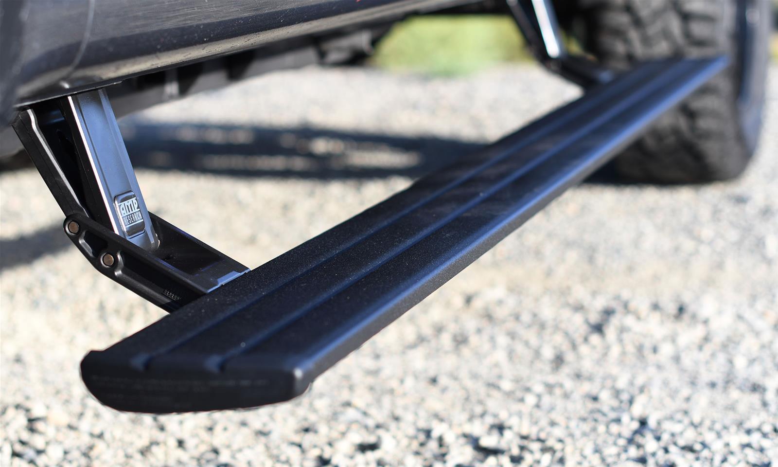 AMP Research Powerstep Smart Series 86236-01A Power-Deploying Step Bars for Ford F250/F350, Aluminum Black Anodized