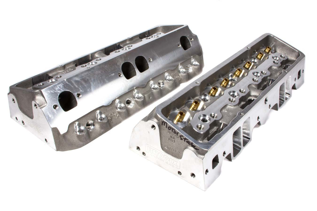 BRODIX SBC 1320000 Dragon Slayer Bare Cylinder Head with 2.080/1.600-Inch Valves and 225cc Intake Volume