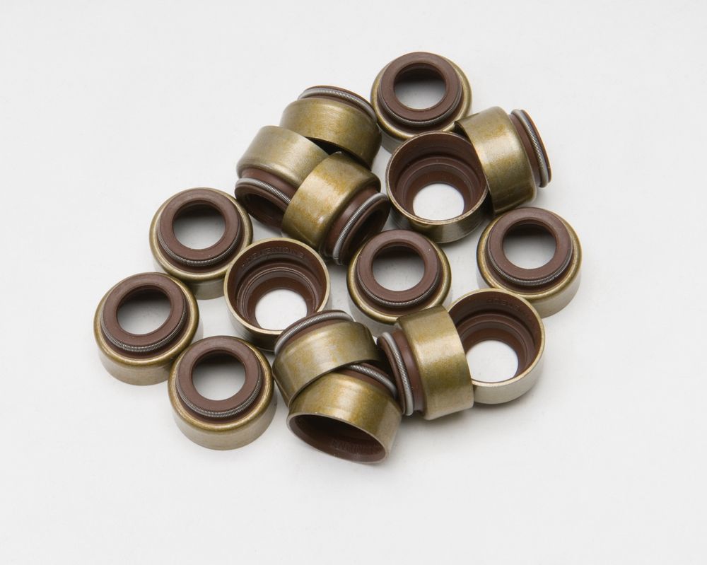 Edelbrock 9759 Valve Stem Seal Set for 3/8 Inch Valve Stems with 0.562 Inch Guides, Viton Material