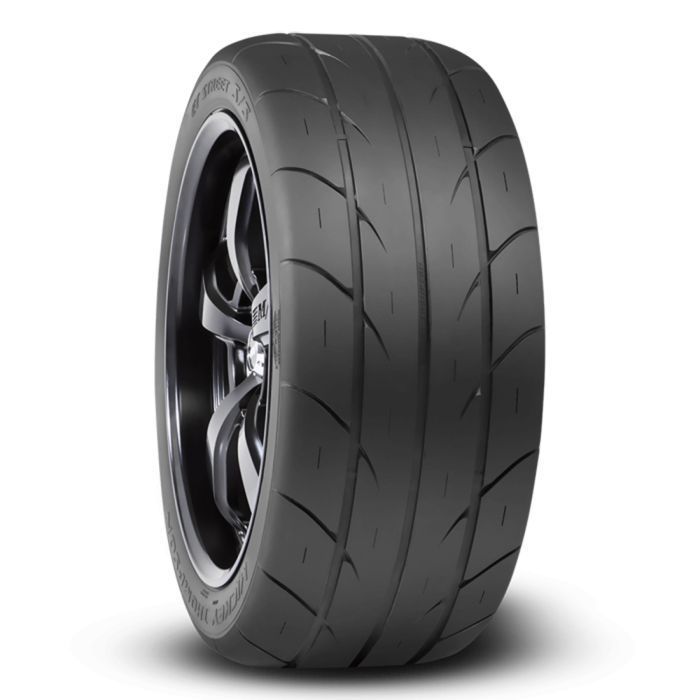 Mickey Thompson P315/35R17 ET Street S/S Radial Tire with R2 Compound and Black Sidewall